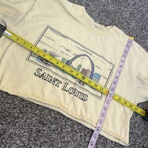 Unisex adult Saint Louis tee shirt cropped top